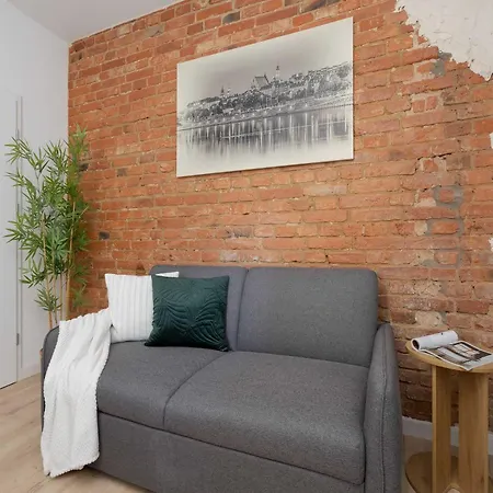 Stylish For 4 People Near The Theatre In By Renters